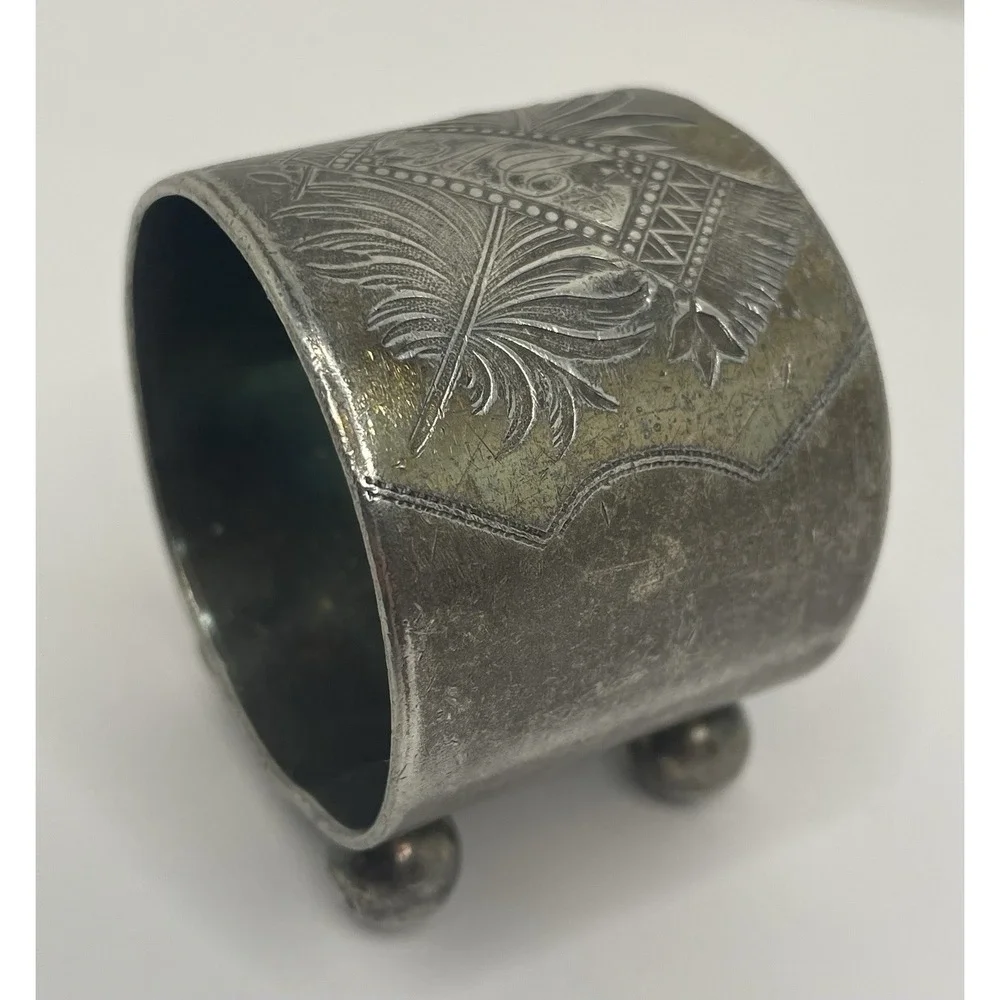Antique Etched Napkin Ring Silver Plated Ball Feet Monogram Feather Leaf Motif